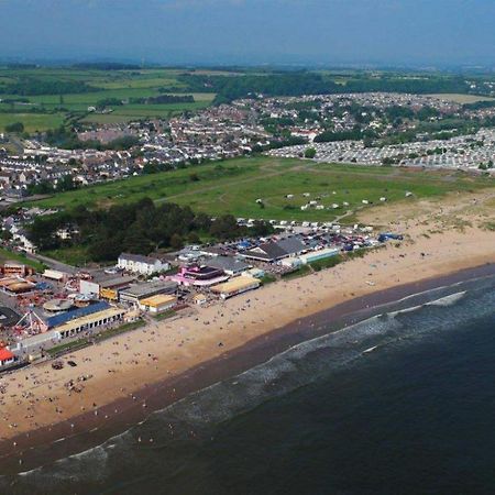 Sea Breeze Apartments Porthcawl Esterno foto